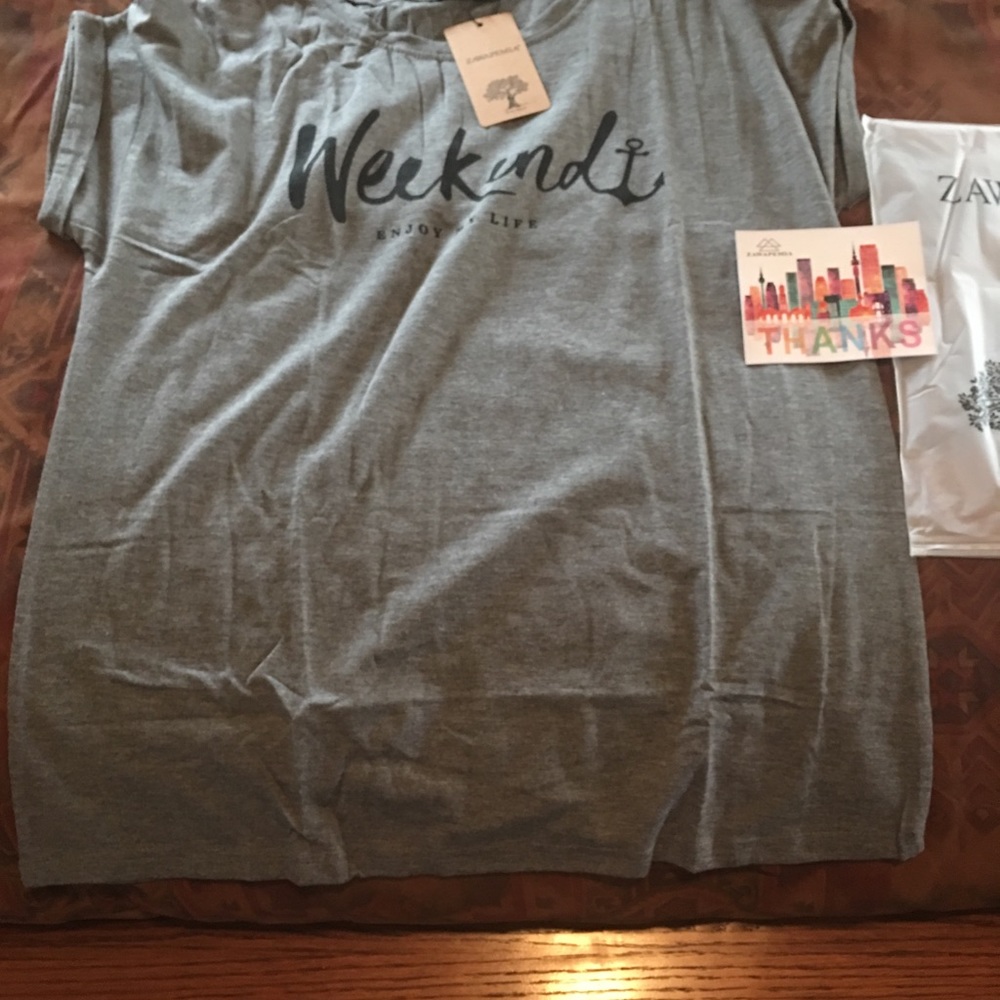 New XL Women’s Cuffed Sleeves T-Shirt